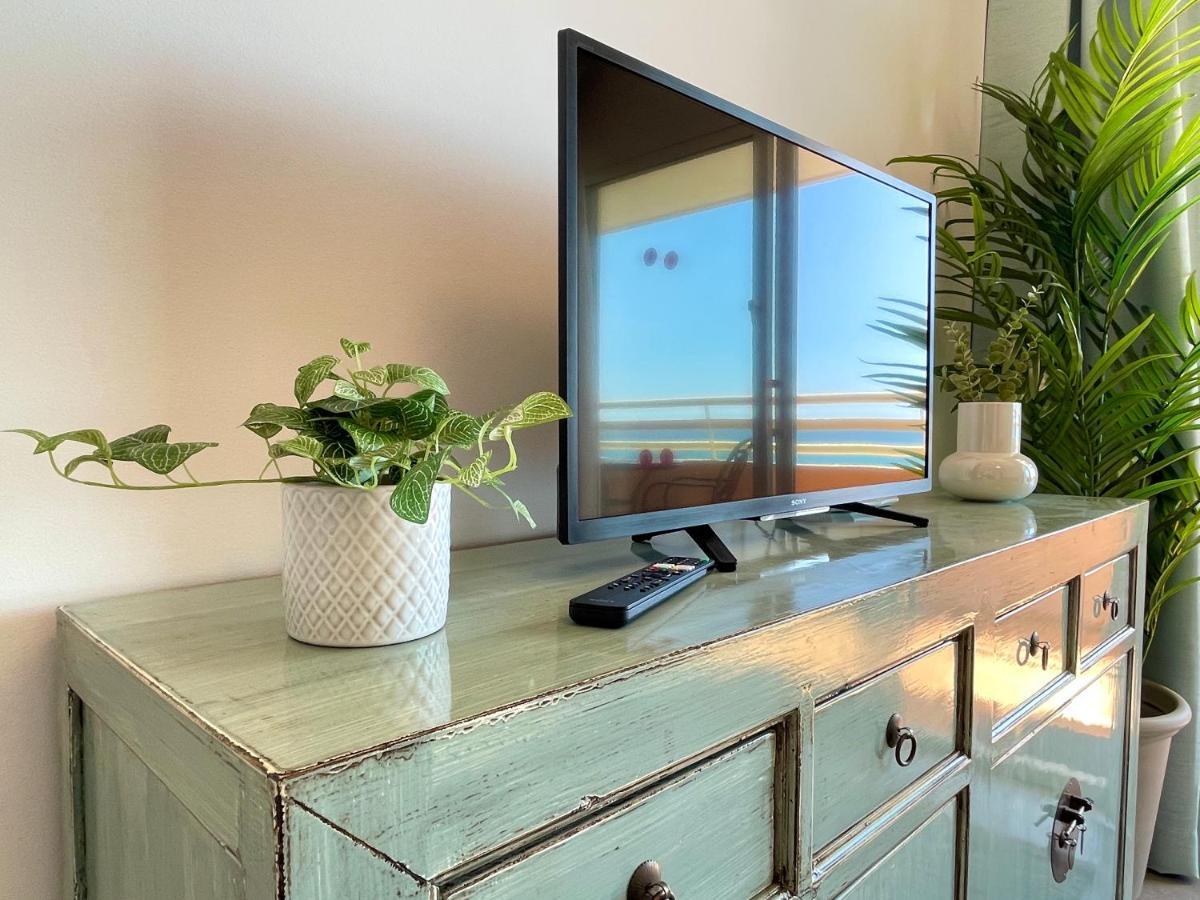 Apartamento Beachfront Sea View 11th Floor In Scandinavian Style At Stella Maris By Solrentspain Fuengirola